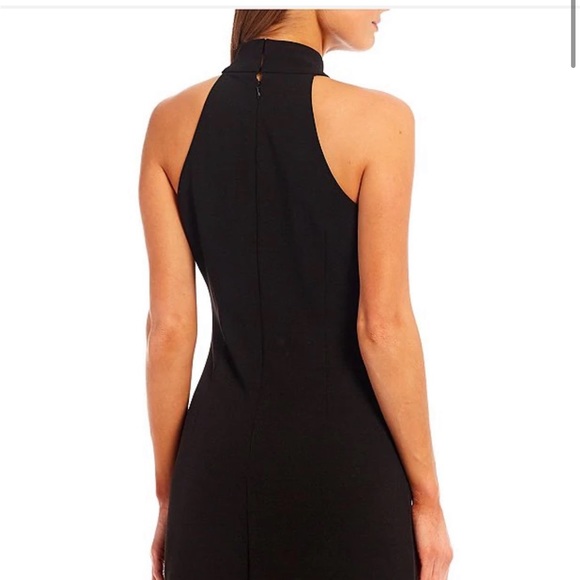 Formal dress - Picture 3 of 3